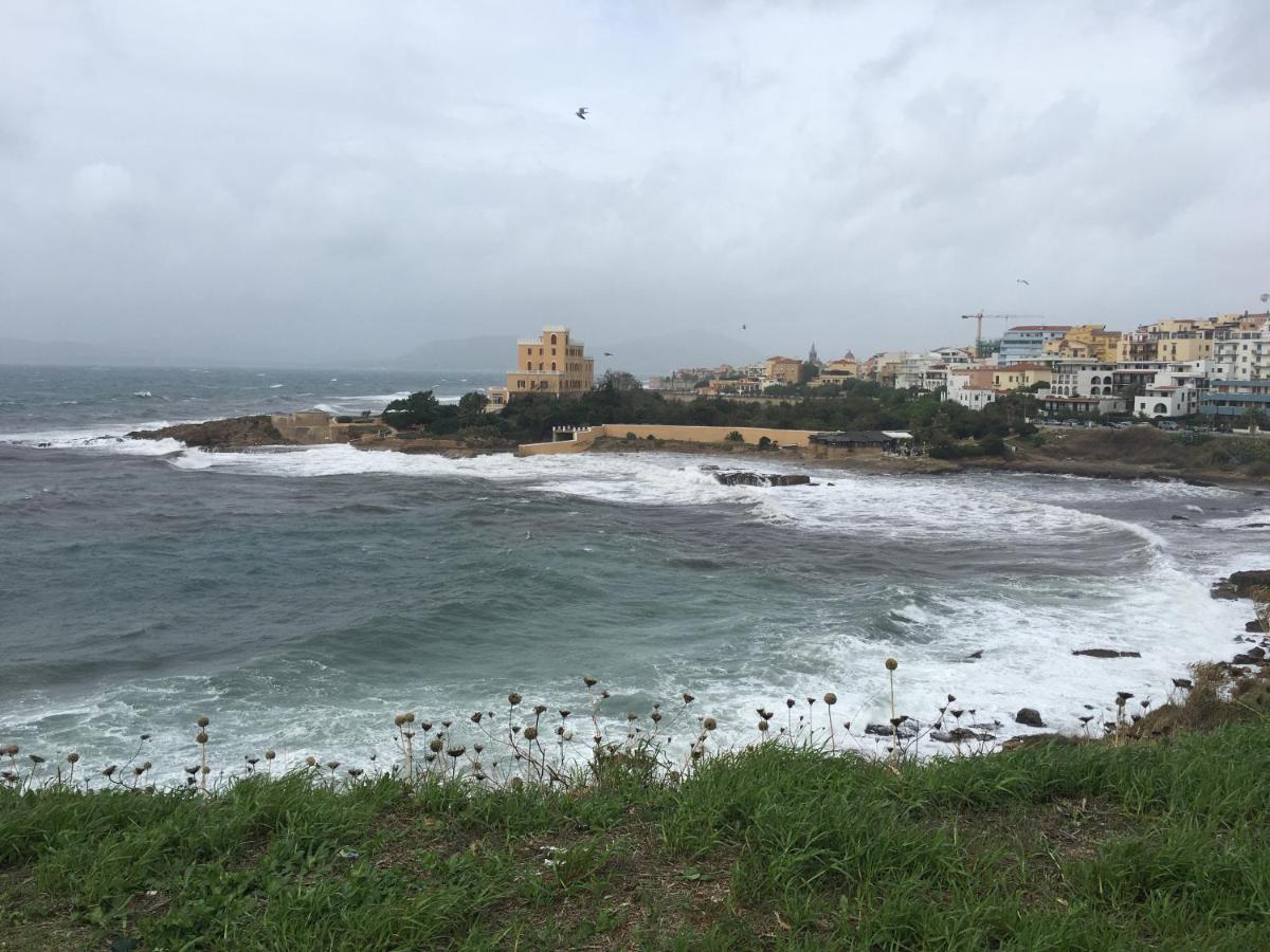 Lovely Apartment - Gocciadimare - Alghero Luaran gambar